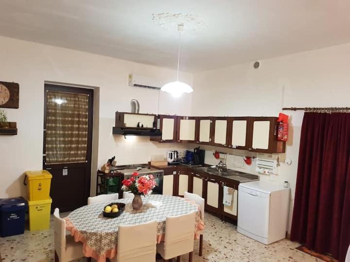 Salento - Casa Vacanza Di Diana Carcagni Nardò Exterior foto